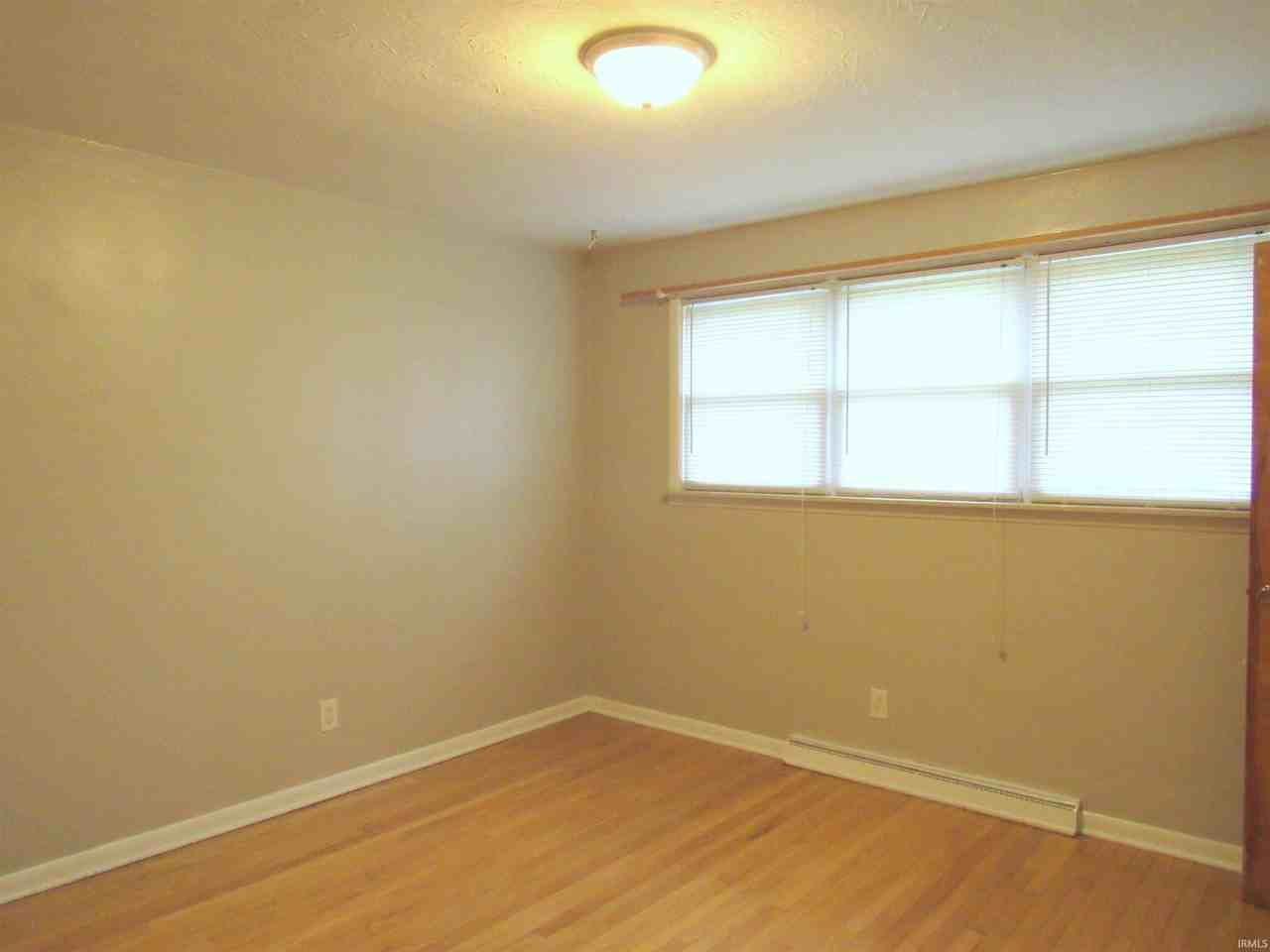 3645 S Rogers St - Photo 5 of 19