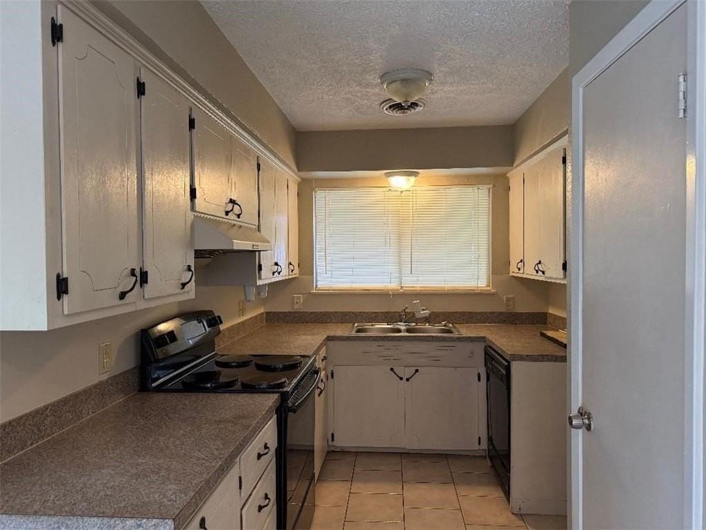 205 Broadway Blvd - Photo 4 of 26