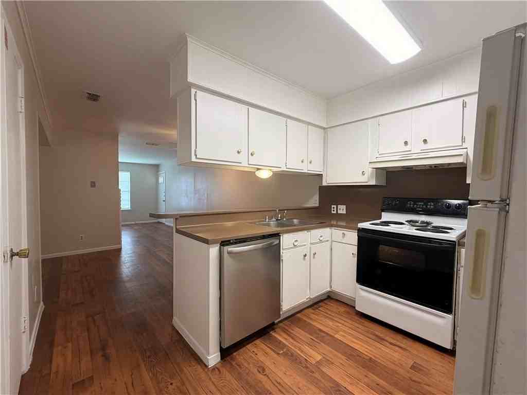 6510 Pharaoh Dr #B - Photo 4 of 14