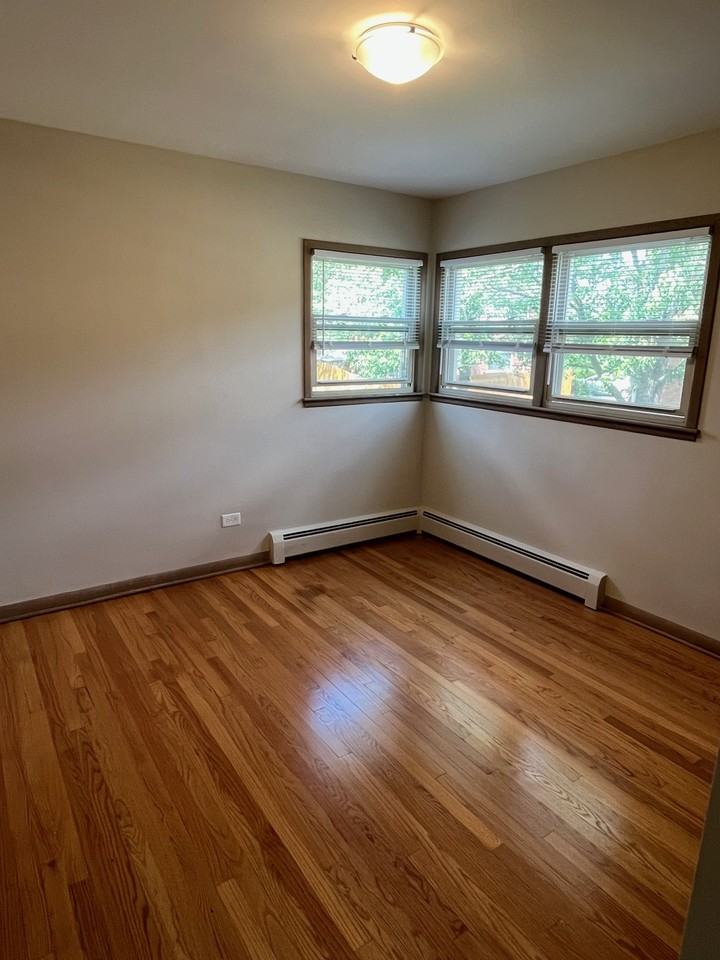1334 Woodview Ln #2E - Photo 4 of 7