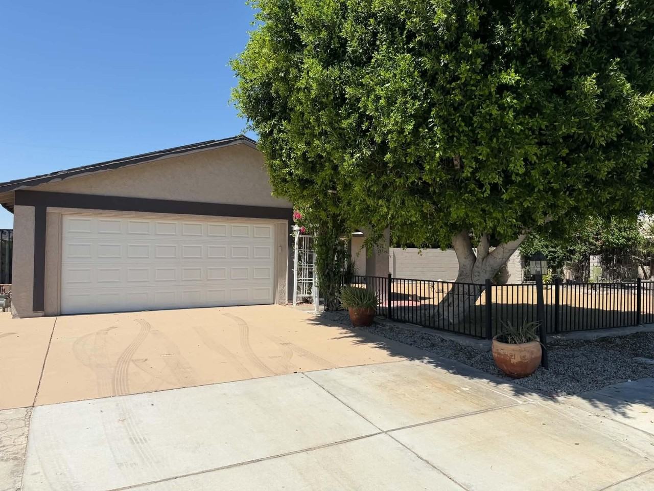 69150 San Susanna Ave - Photo 2 of 29