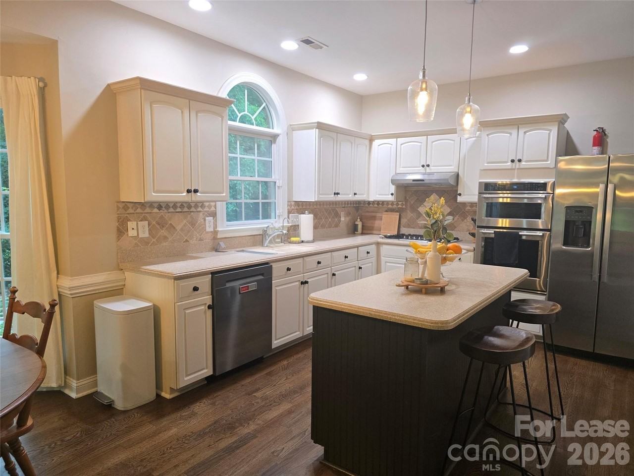 8800 Ferngrove Ct - Photo 7 of 13