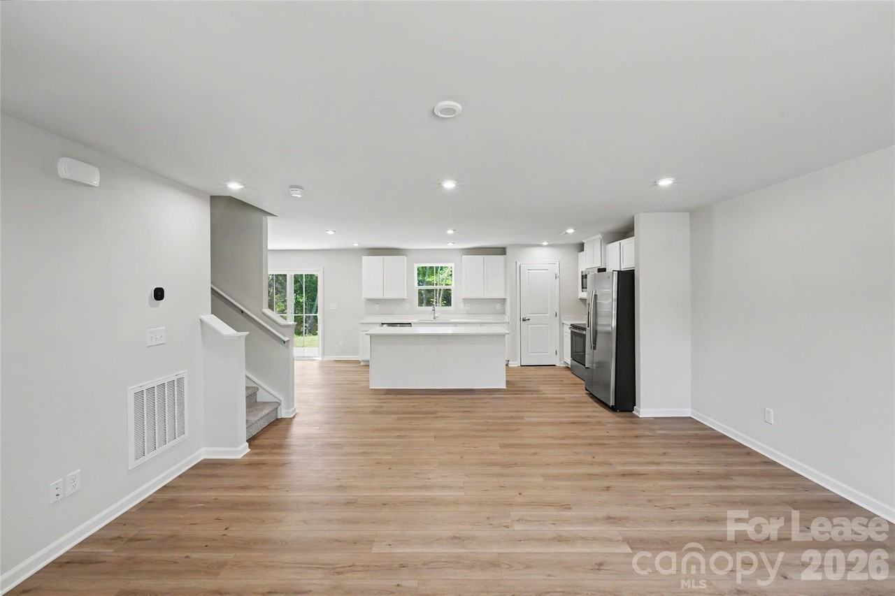 10051 Florentine Way - Photo 3 of 28