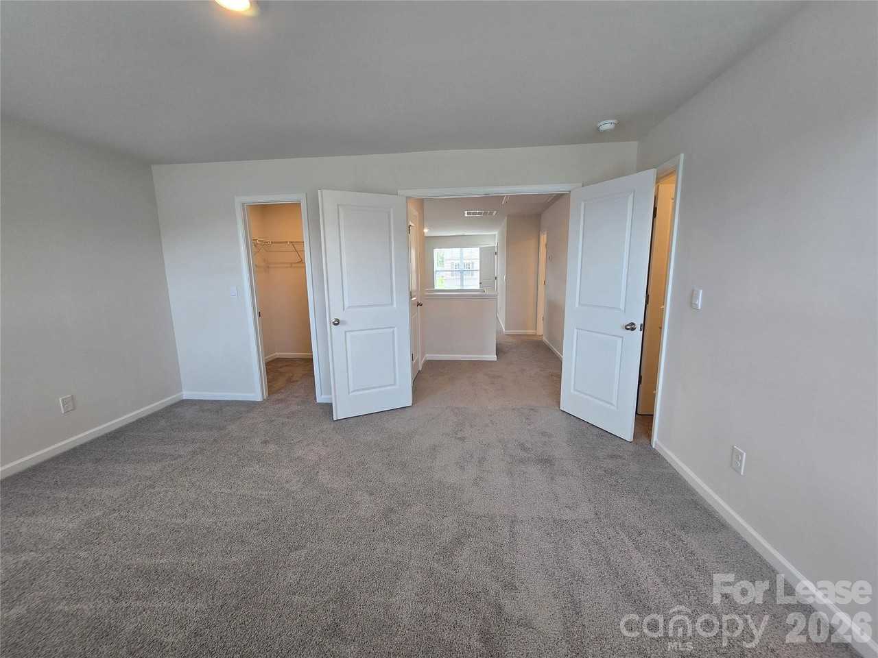 122 Salers Rd - Photo 4 of 32