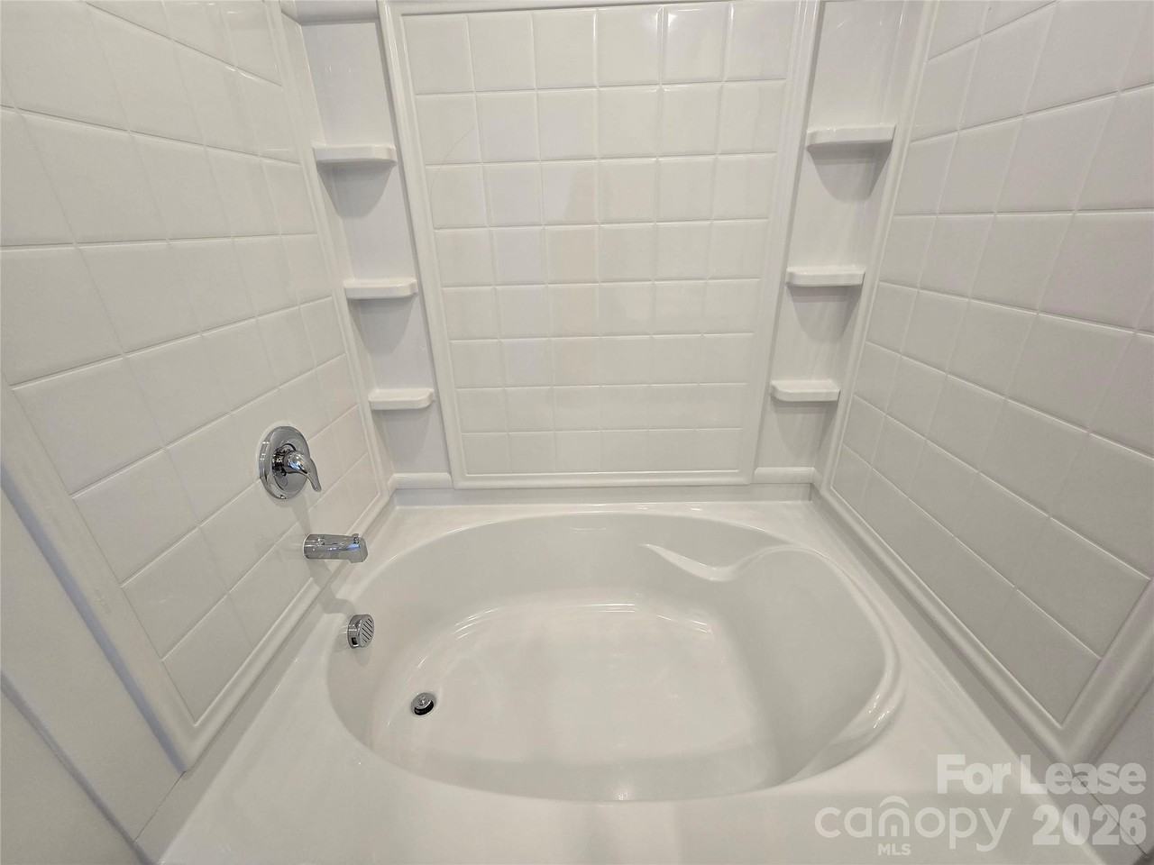 122 Salers Rd - Photo 6 of 32