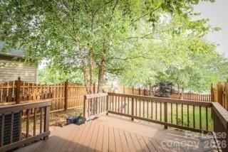 15523 Troubadour Ln - Photo 3 of 12