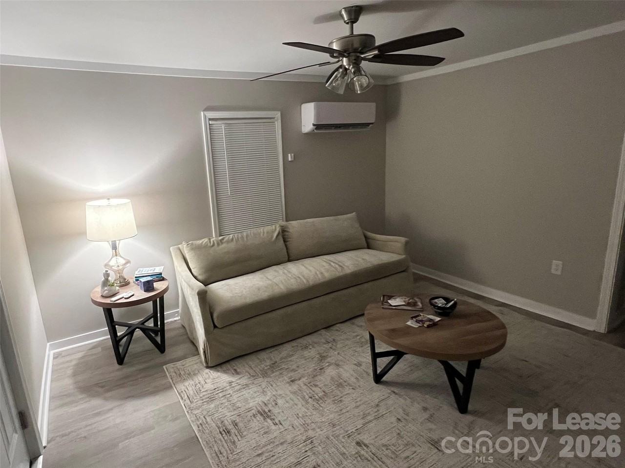 605 Center St Nw - Photo 2 of 8