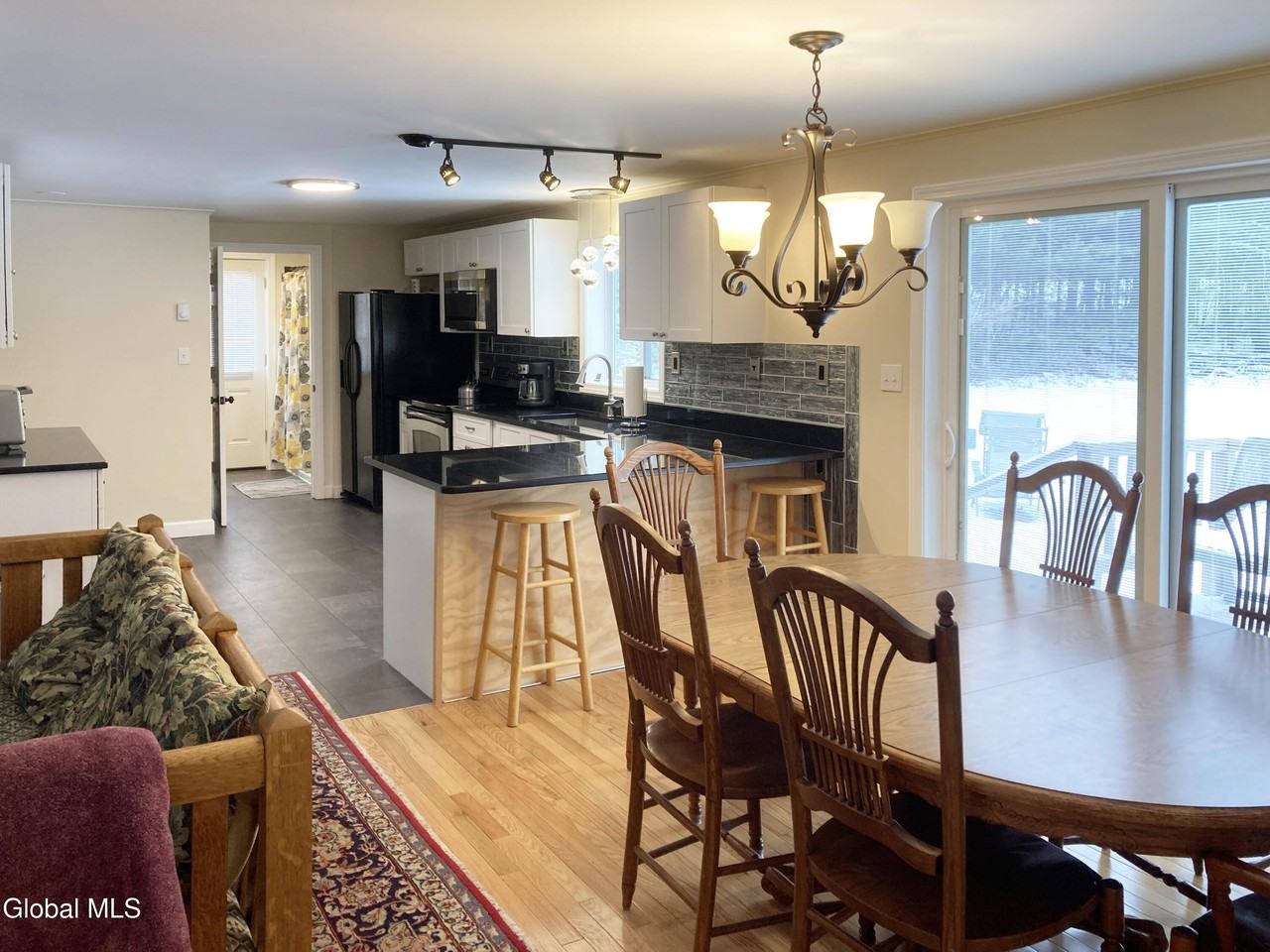 157 Louden Rd - Photo 3 of 23
