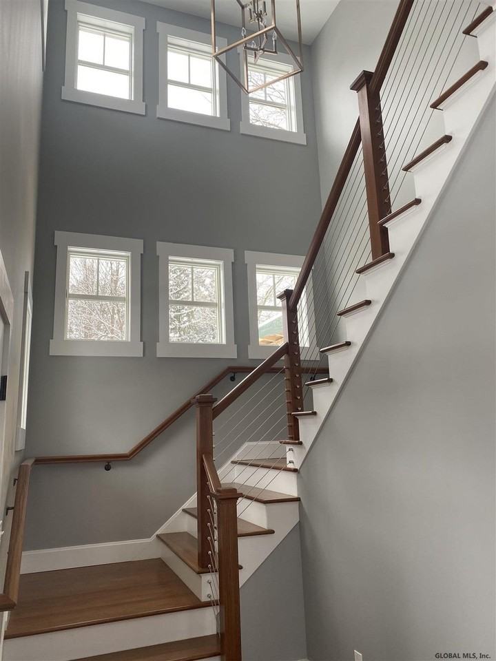 7 N Circular St - Photo 3 of 13