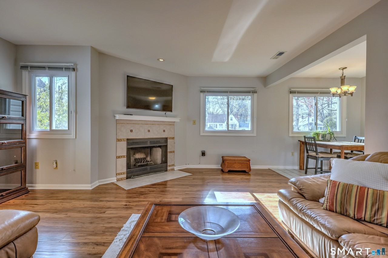 510 E Main St #111 - Photo 4 of 22