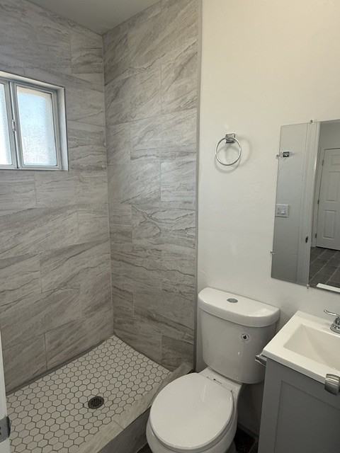 4757 S 7th Ave #1 - Photo 4 of 5