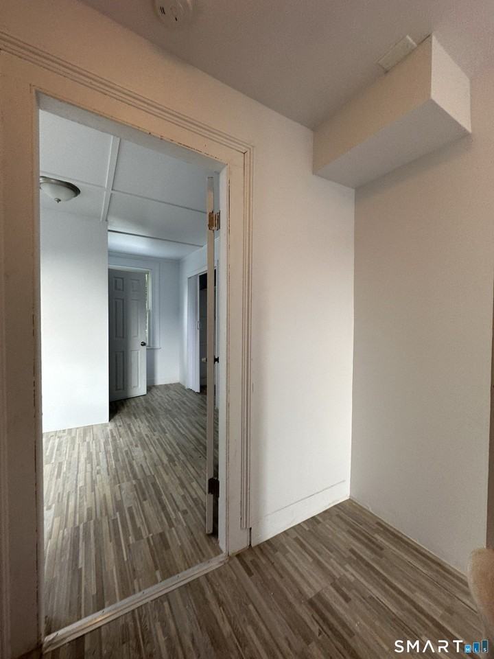 153 Ward St - Photo 7 of 14