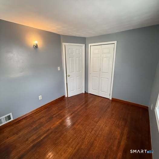 290 Priscilla St - Photo 5 of 9