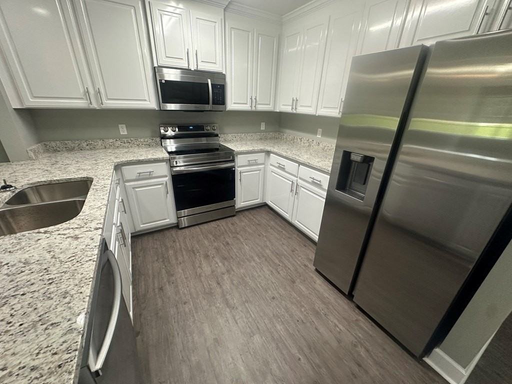 1753 Jordon Ave - Photo 4 of 4