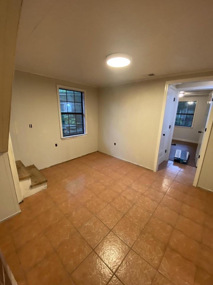 10 Racetrack Rd Ne - Photo 3 of 21