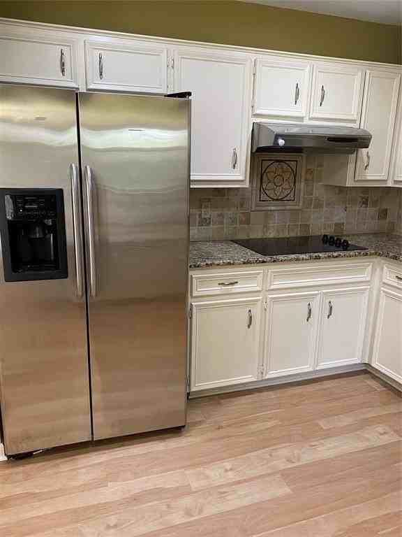 3211 Park Hills Dr - Photo 7 of 12