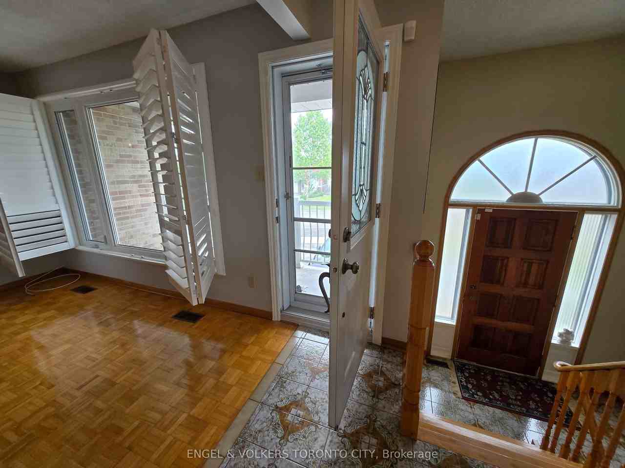 59 Sawmill Rd - Photo 3 of 18