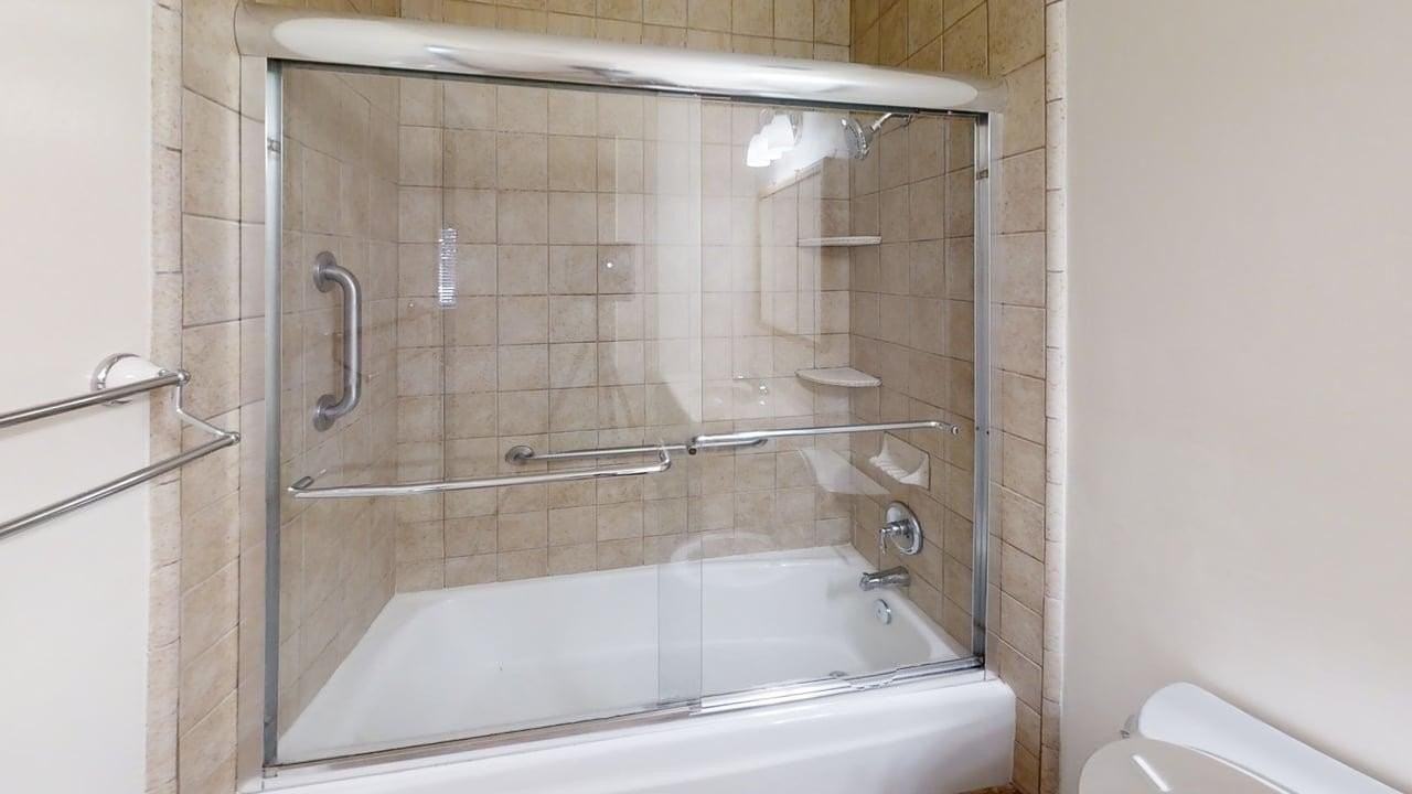 472 Roosevelt St - Photo 3 of 13