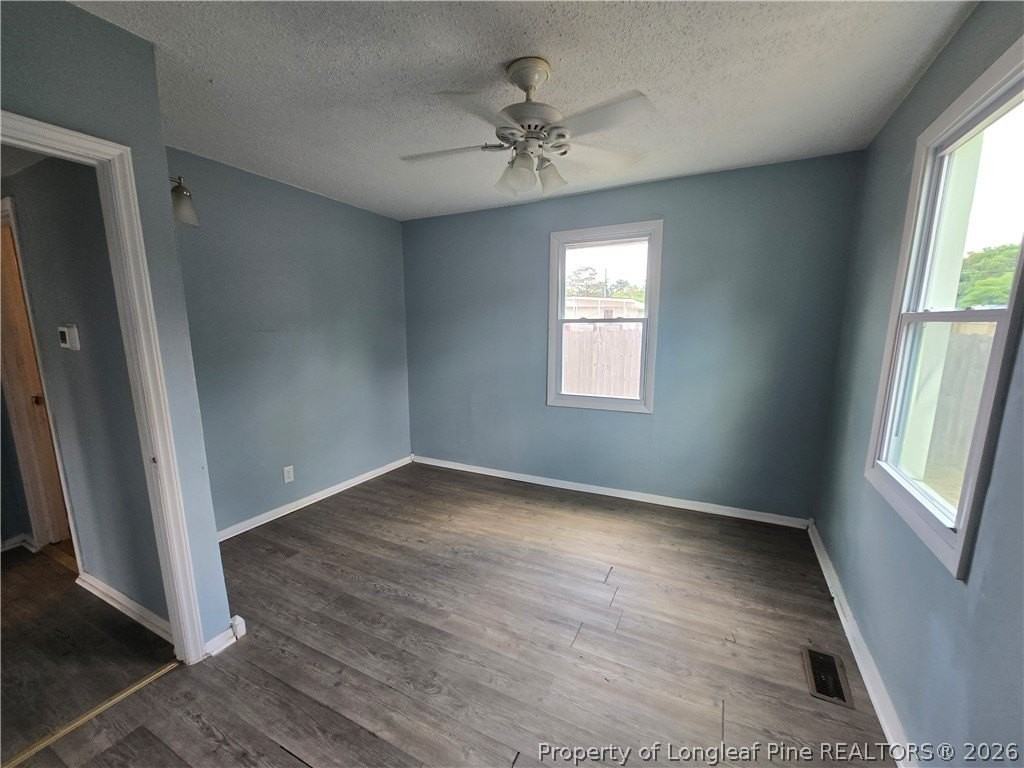 1919 Half Moon Cir - Photo 6 of 13
