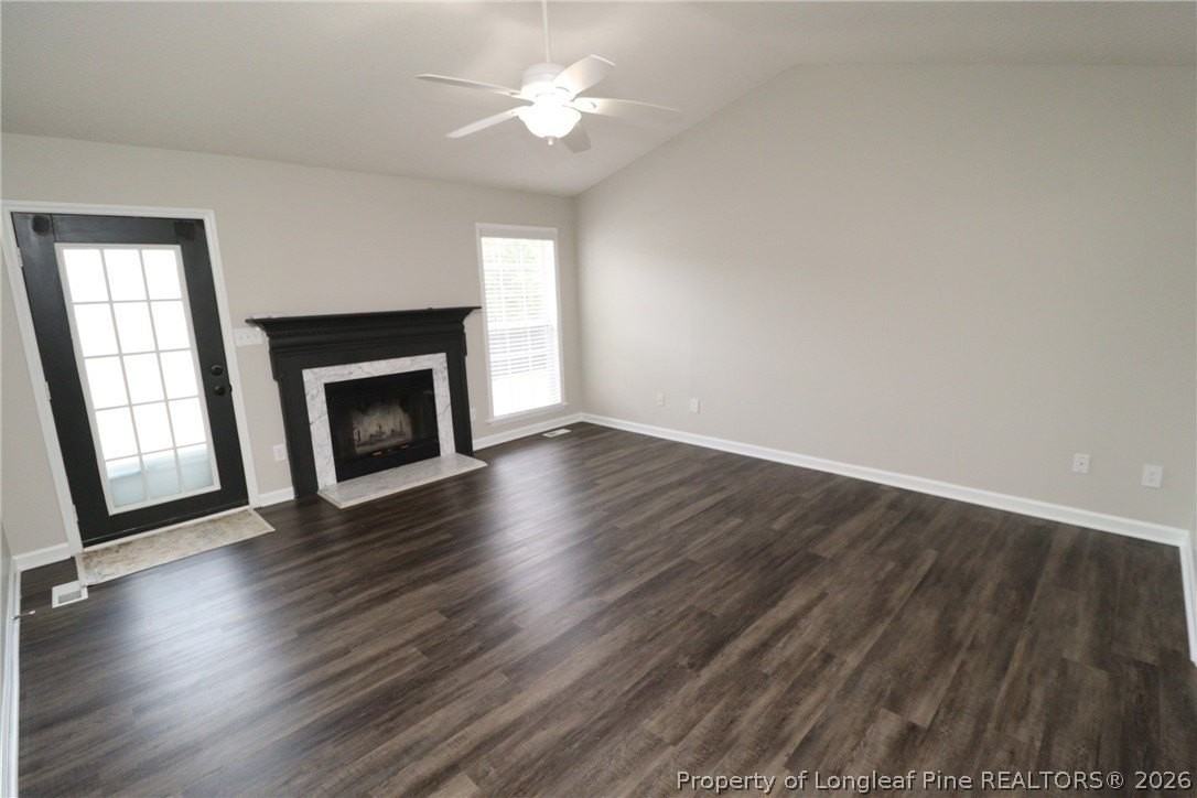 504 Noonday Ct - Photo 4 of 31