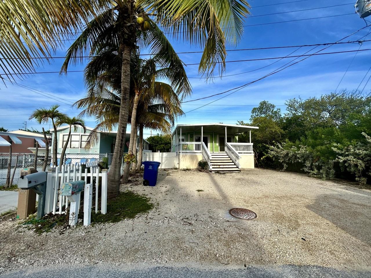 100 Sunset Rd - Photo 2 of 31