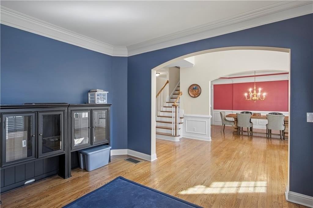 5685 Lake Manor Trce - Photo 5 of 29