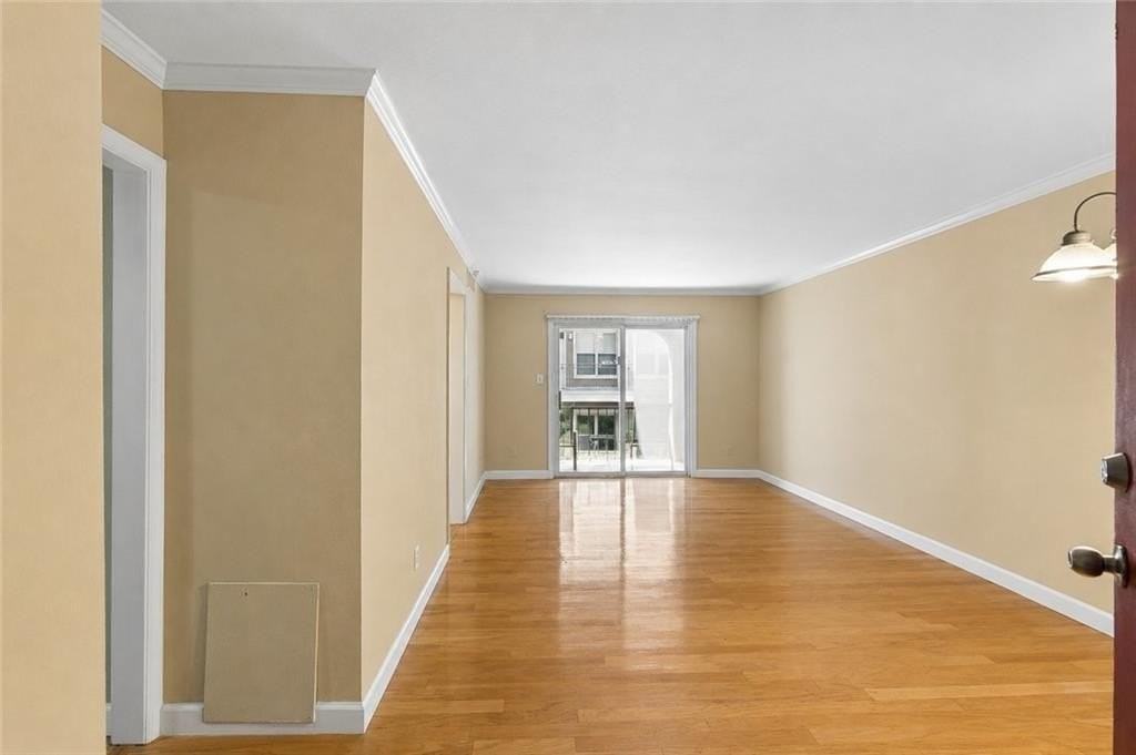 395 Pharr Rd Ne #308 - Photo 5 of 29