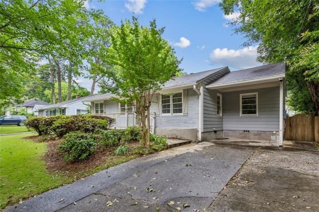 1910 La Dawn Ln Nw - Photo 3 of 28