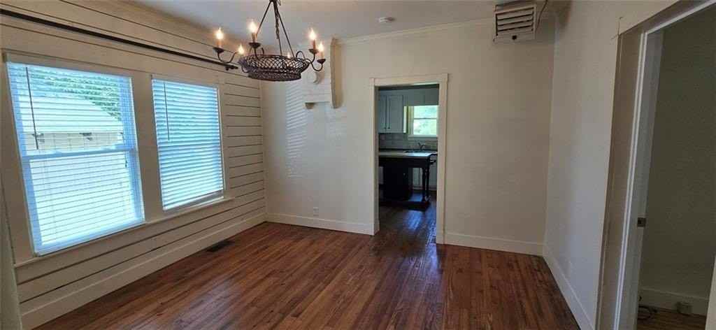 513 Blue Ridge Ave - Photo 6 of 26