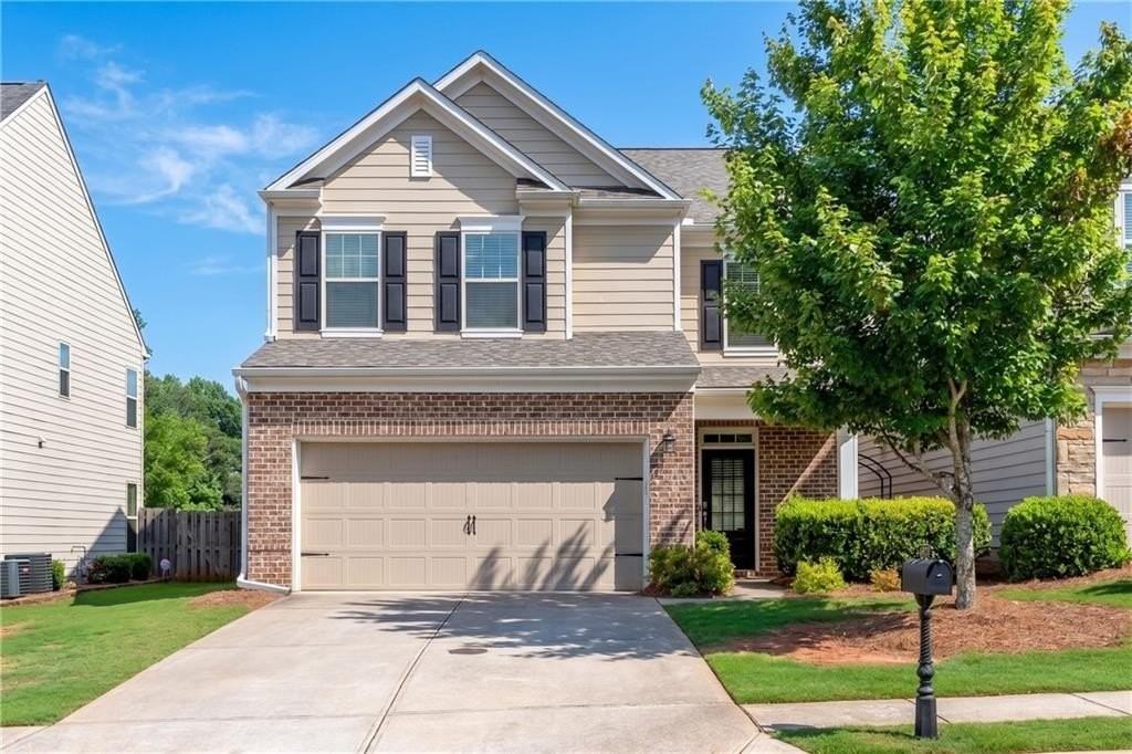 4920 Breezewood Cir