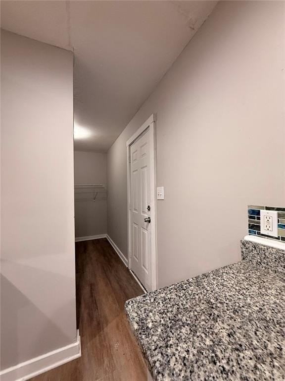 657 Robert E Lee Pkwy - Photo 7 of 30