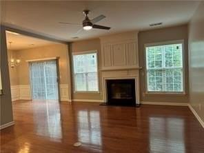 2090 Deptford Dr - Photo 4 of 22