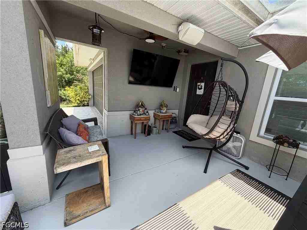 2413 Delta Ave N - Photo 2 of 16
