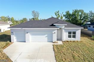 820 Ne 7th Pl - Photo 1 of 1