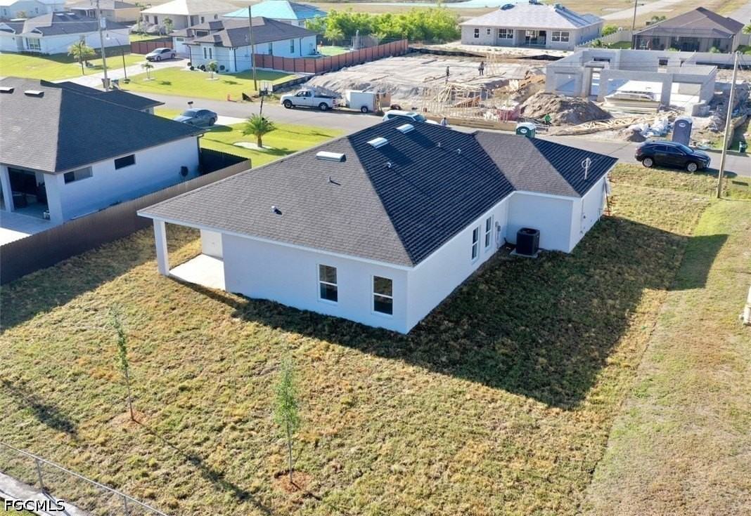 820 Ne 7th Pl - Photo 2 of 27