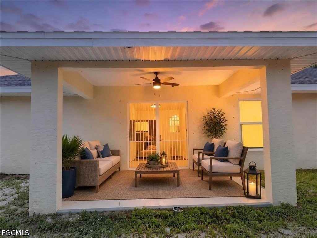 5315 Belrose St - Photo 4 of 32