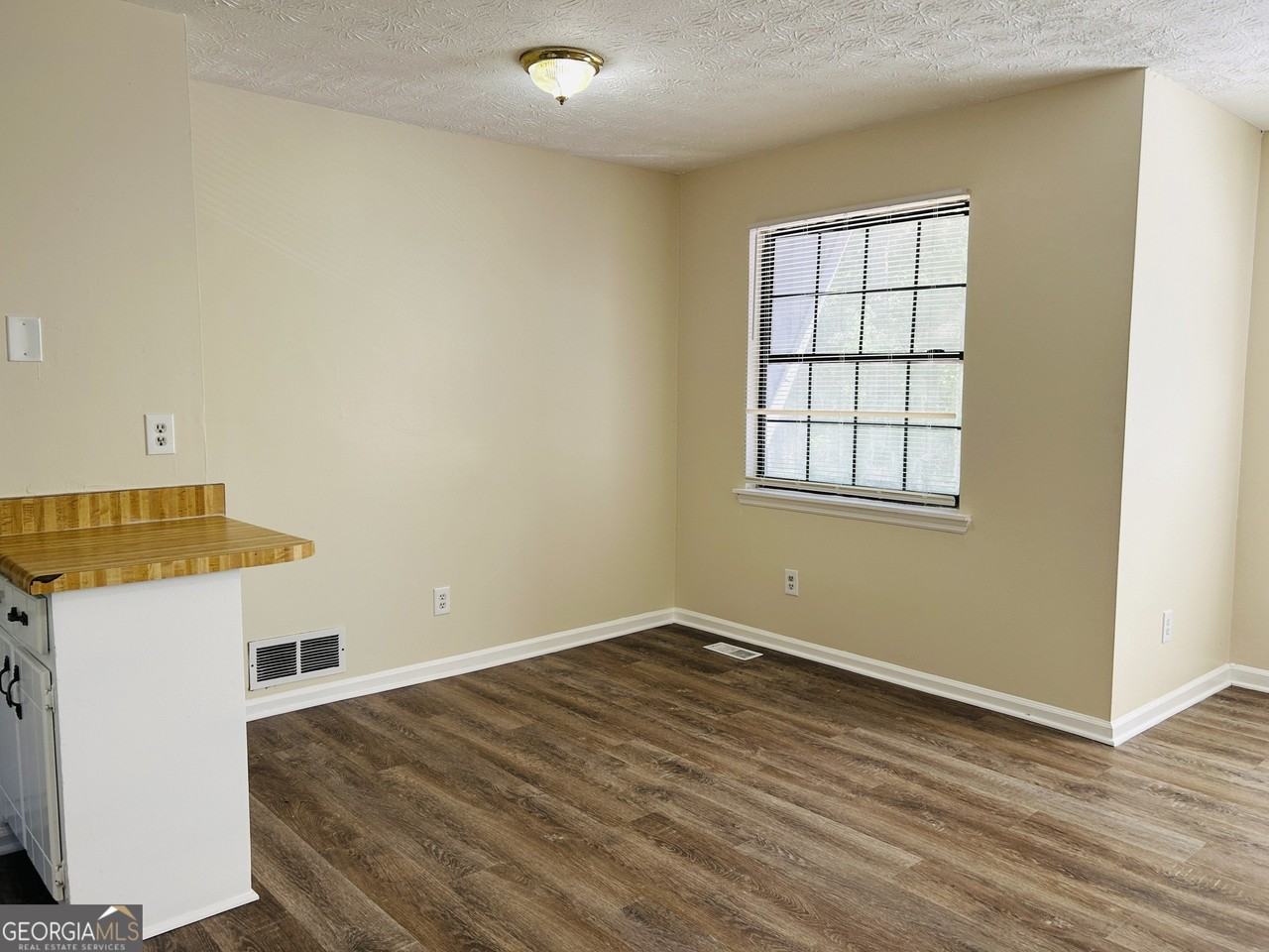 149 Appleton Blvd #C - Photo 6 of 22