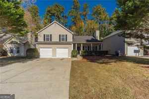 featured image of 2716 Lake Park Rdg E