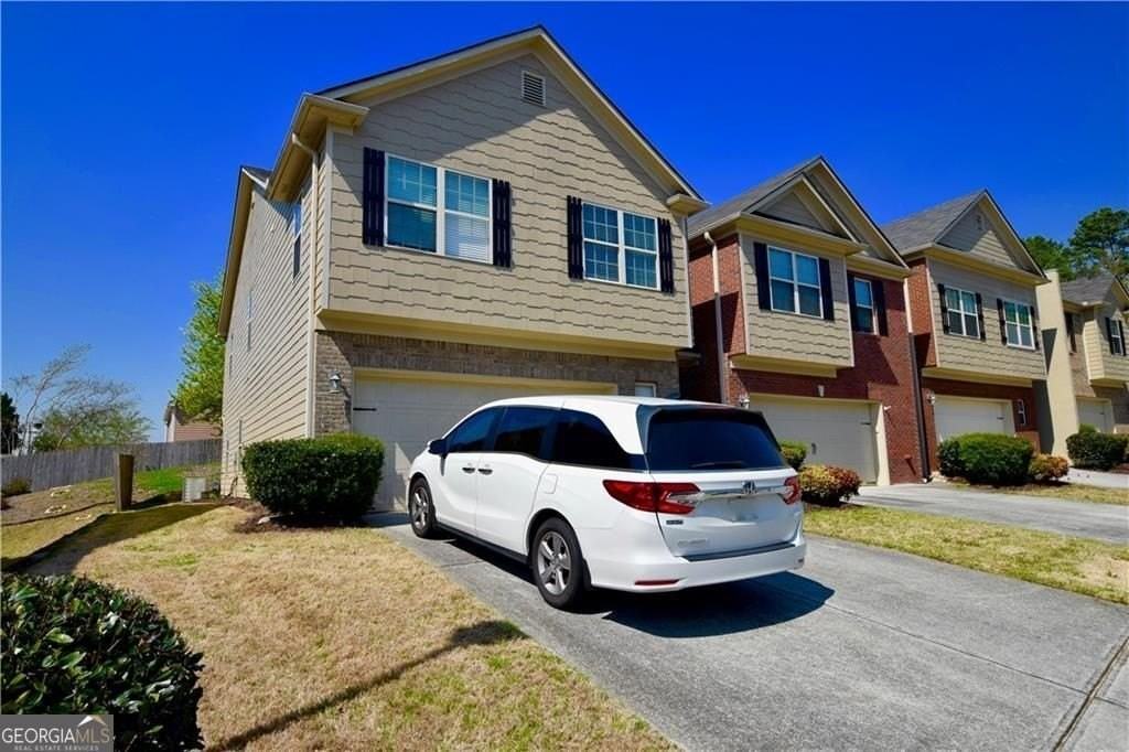 2150 Waterford Park Dr - Photo 2 of 26