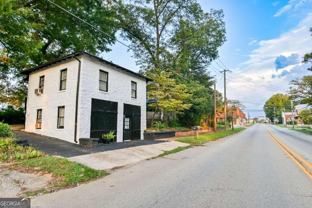 340 W Washington St - Photo 1 of 1