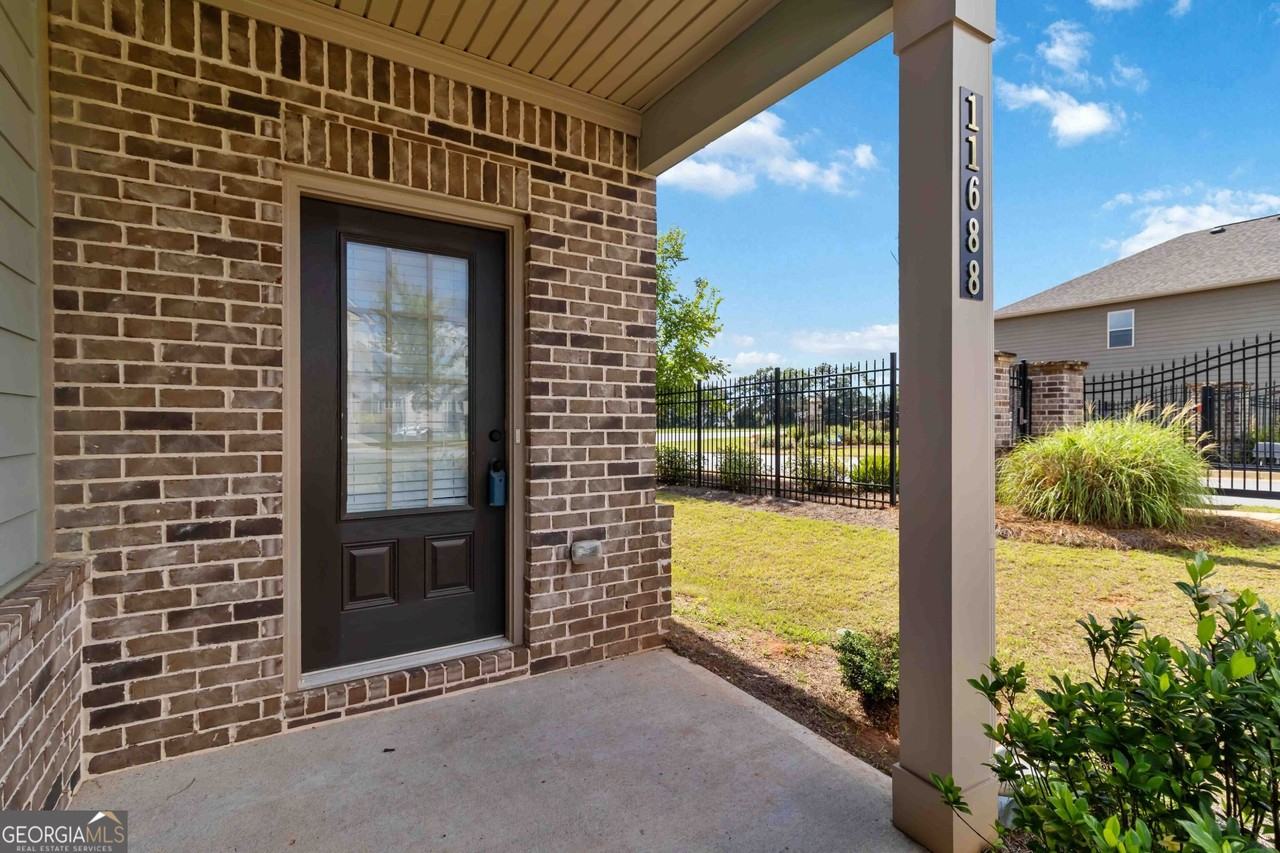 11688 Brightside Pkwy - Photo 4 of 36