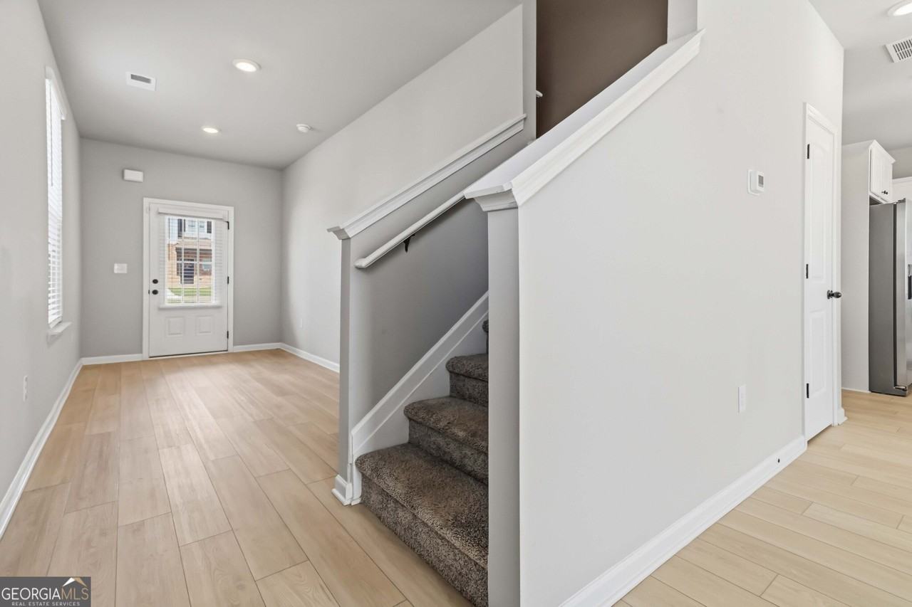 11688 Brightside Pkwy - Photo 5 of 36