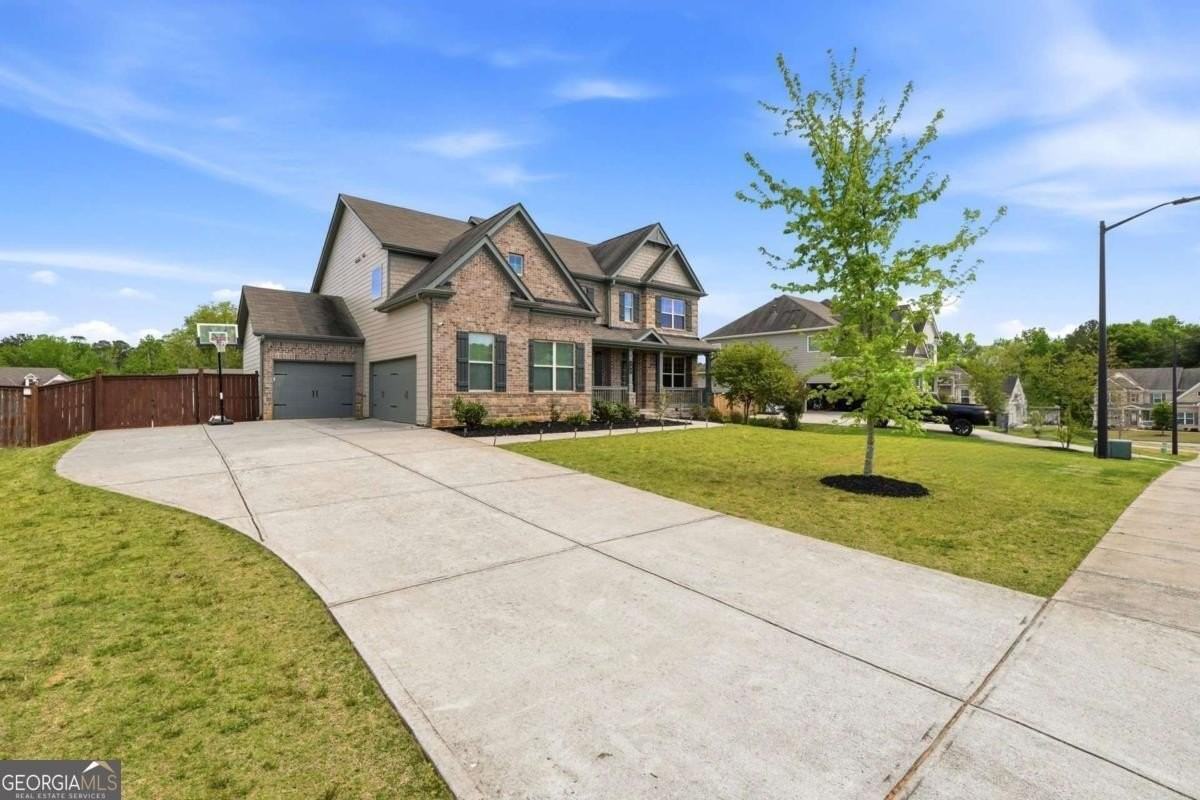 304 Cochin Dr - Photo 3 of 50