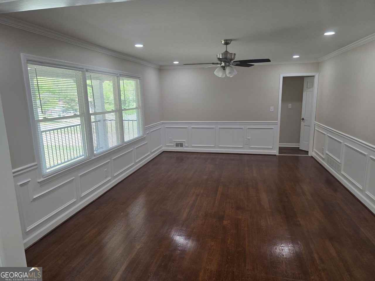 3420 Northside Dr #A - Photo 3 of 12