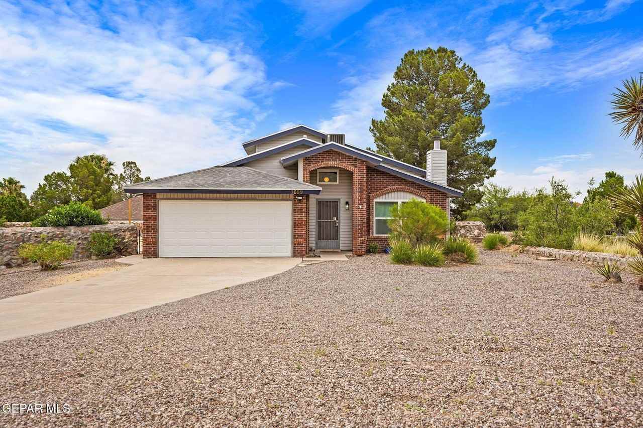7609 Medano Dr