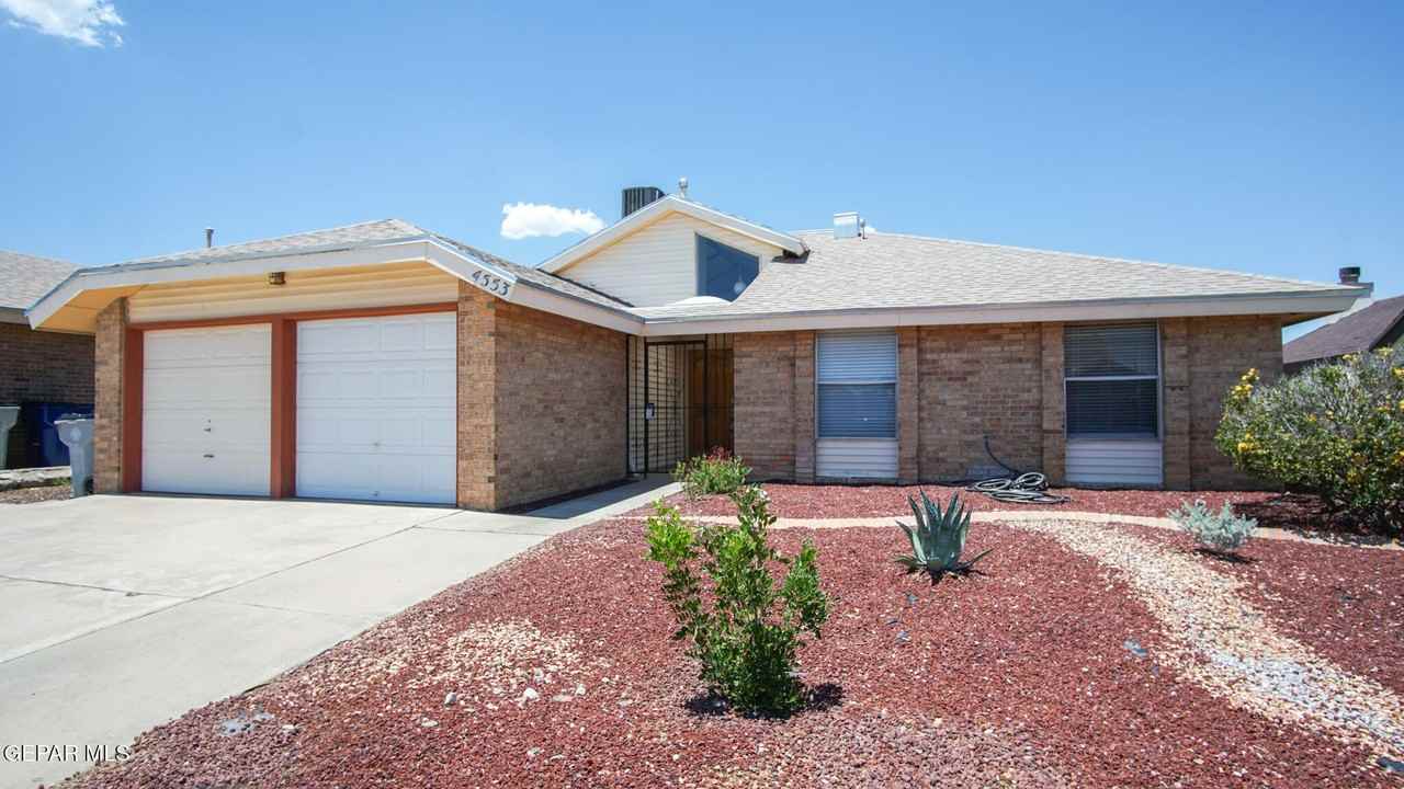 4553 Gen Maloney Cir - Photo 2 of 22