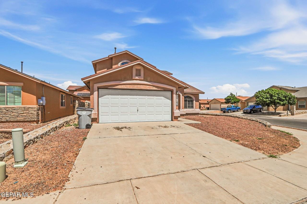 14160 Lasso Rock Dr - Photo 3 of 28