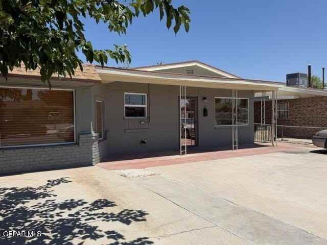 209 Mango Rd