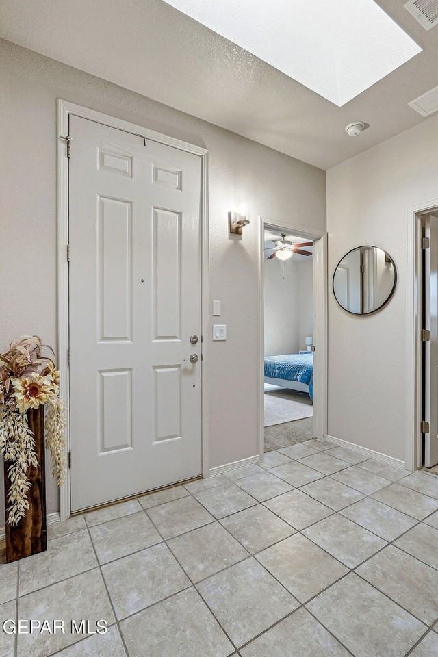 7120 Falling Leaf Cir - Photo 4 of 42