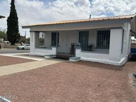 featured image of 4222 Pershing Dr